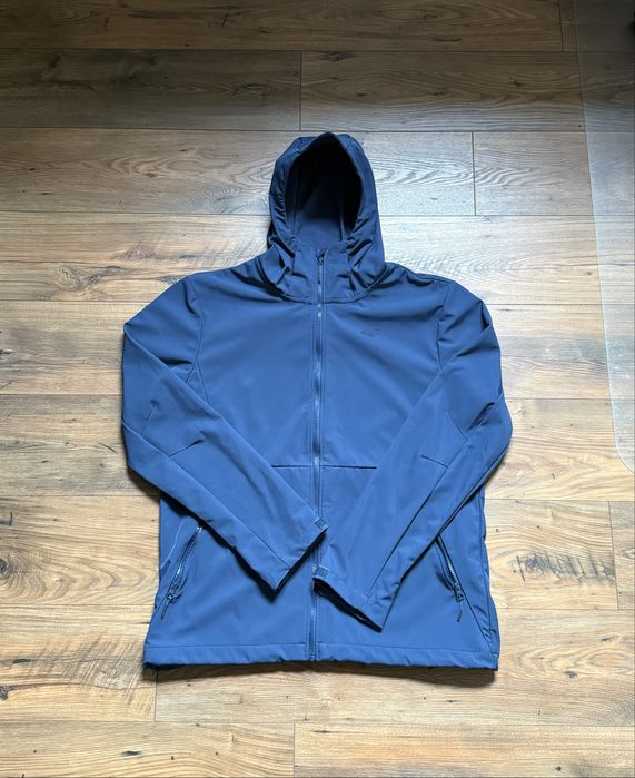Kurtka softshell 4F