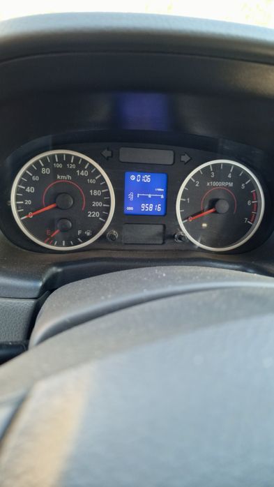 Продам автомобиль Chery E5