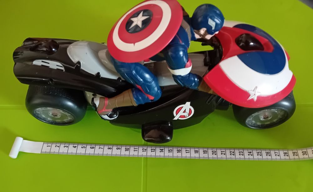 Moto Avengers Capitão América sem comando