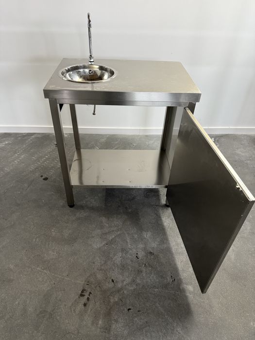 Escaparate com banca / pio