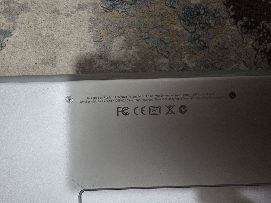 Macbook Pro (A1211)