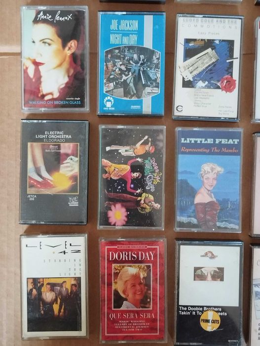 Várias Cassetes Antigas Internacionais #C04L02