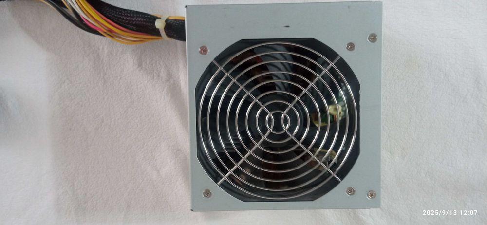 Chieftec GPS-500AB-A / cpu -8+4 pin /pci e - 6+6 pin