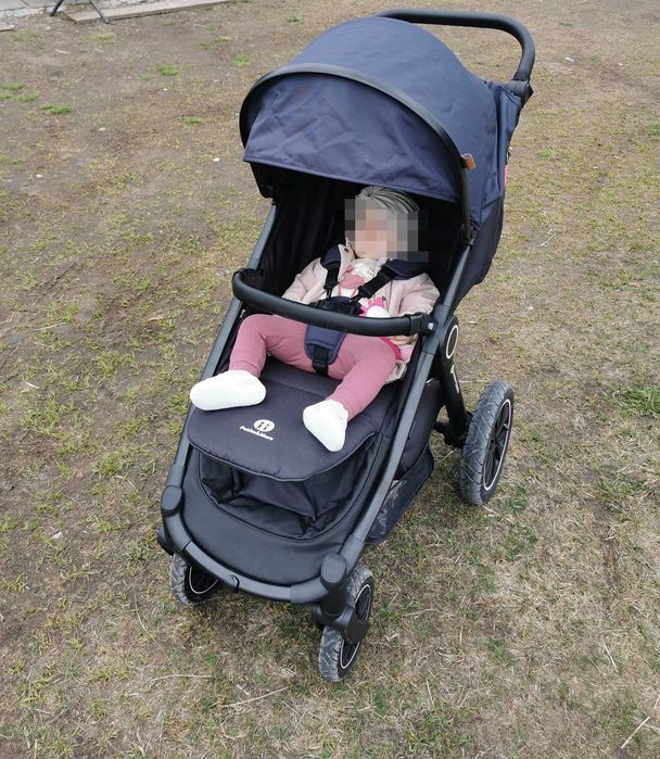 Wózek spacerowy Petite&Mars Street + air spacerówka