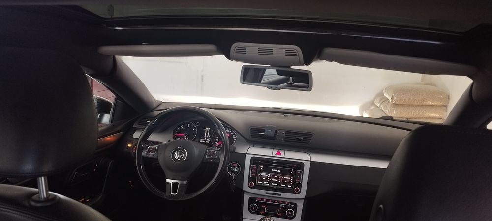 Volkswagen Passat CC — photo 4