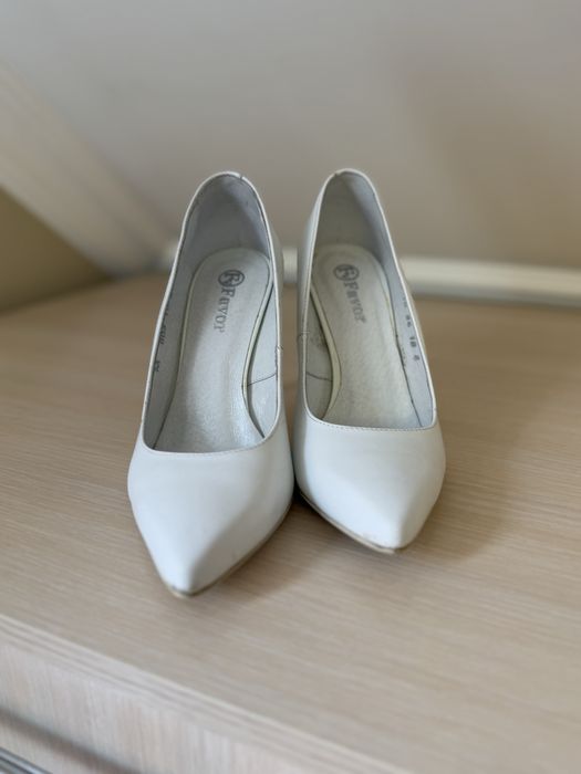 Туфлі білі туфлі туфли свадебние весільні