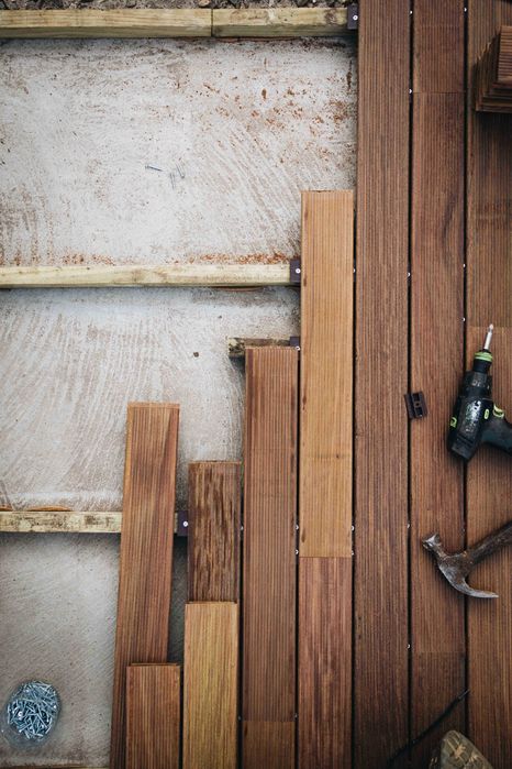 Pavimento Deck de madeira ipê