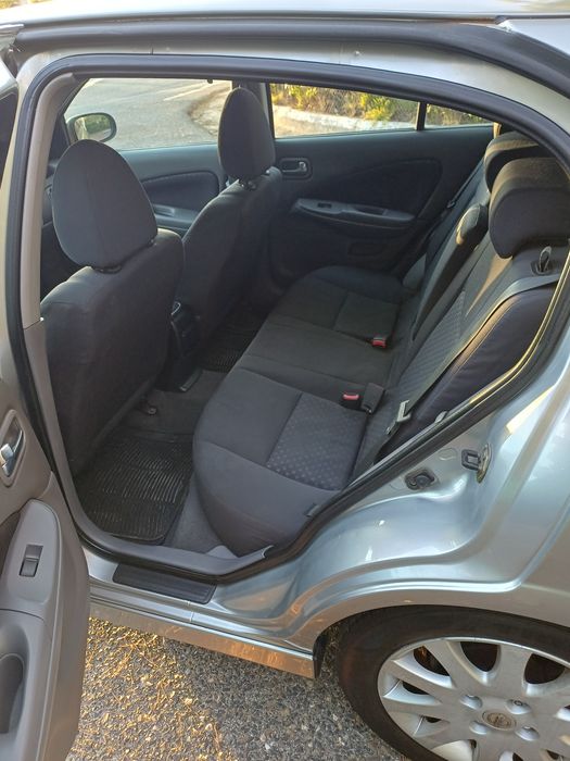 Nissan Almera 1.5i sport