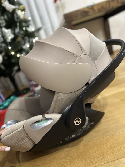 Cybex cloud T i-size plus