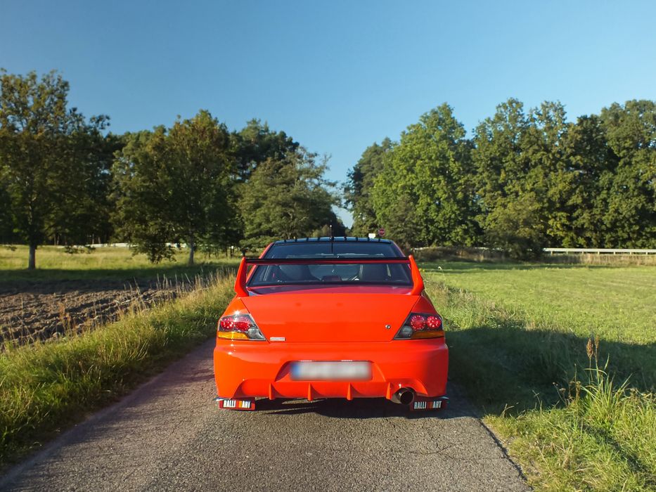 Mitsubishi Lancer Evolution Evo 9 Replika