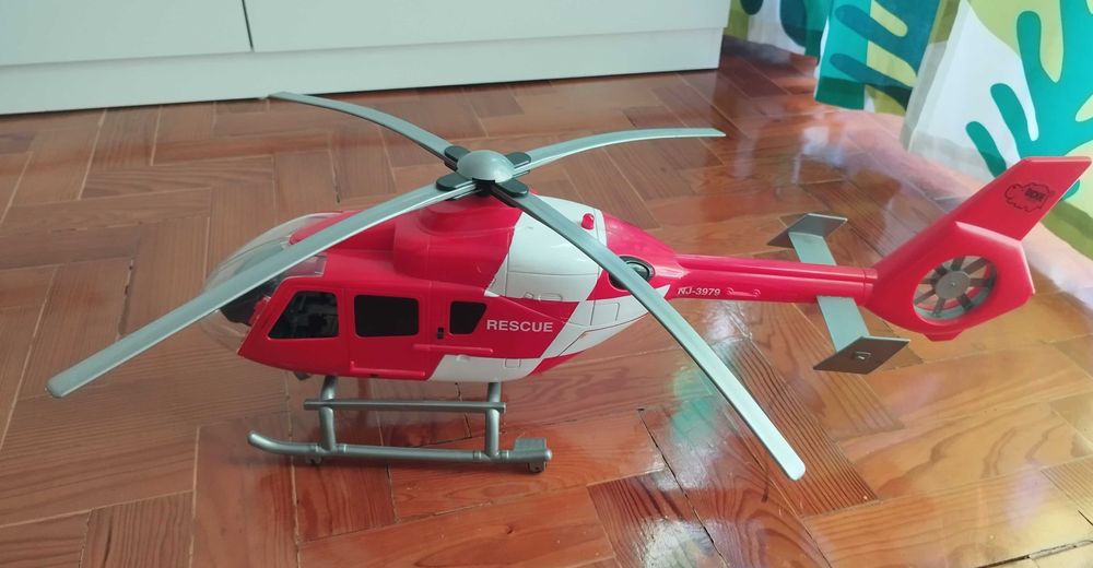 Helicóptero para brincar
