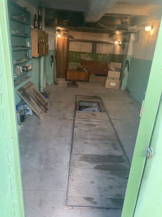 Продажа гаражу на два авто в кооперативі Аерофлот   ( біля аеропорту)