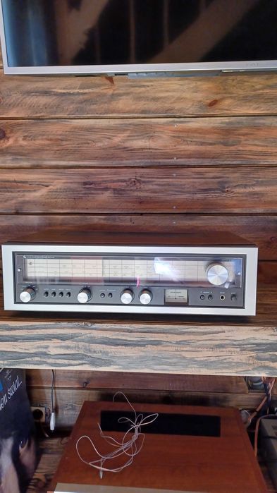 amplituner Luxman R-1035