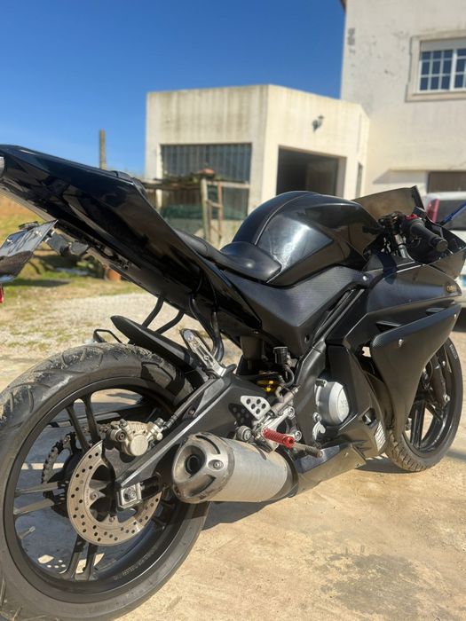 Yamaha yzf- r125