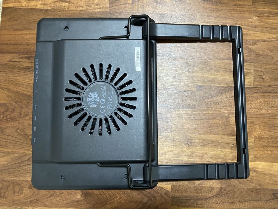 Notepal Ergostand IV - Cooler Master