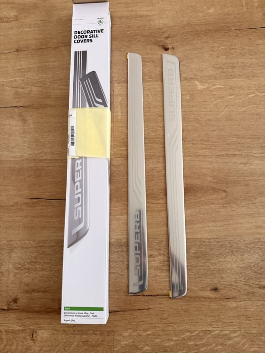 NOWE Nakladki listwy progowe skoda superb 3, przod, przednie