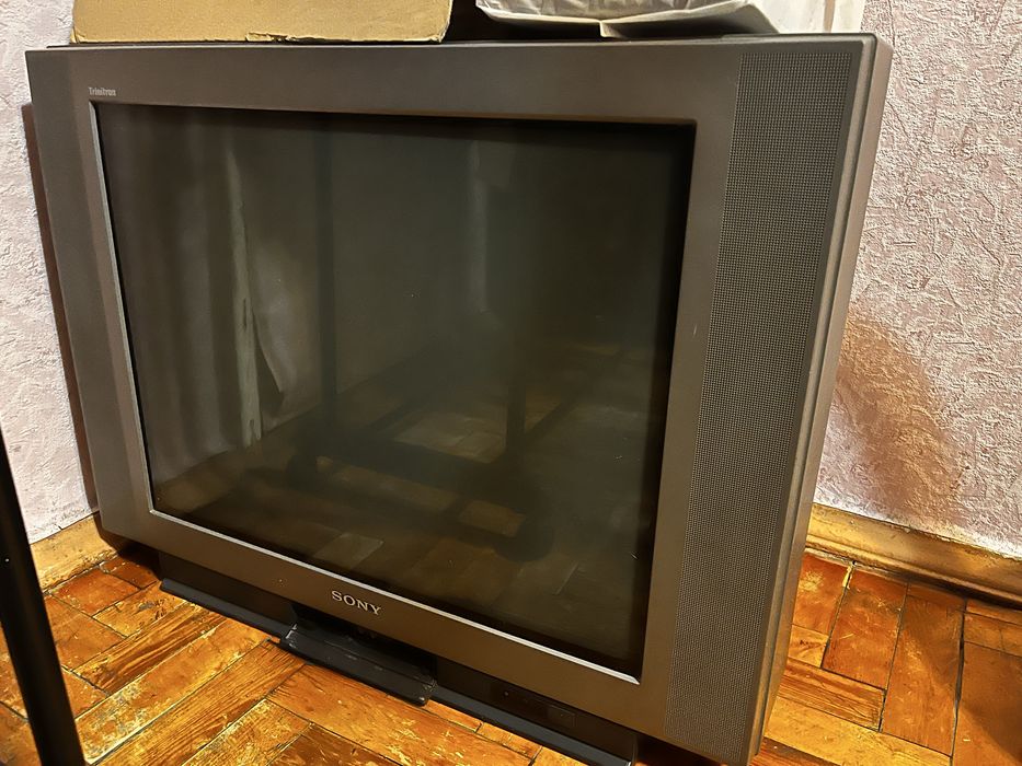 Телевізор sony сірий