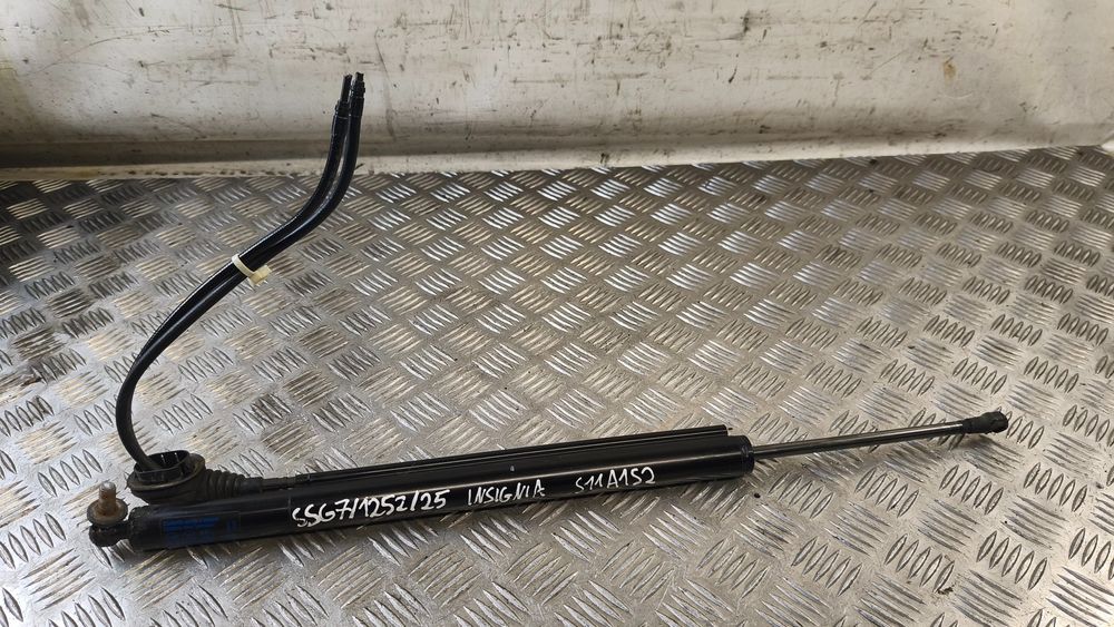 Siłownik Klapy Bagażnika Elektryczny Opel Insignia A 2010R Kombi B058961