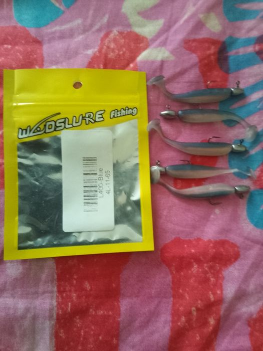 Силиконовая приманка.