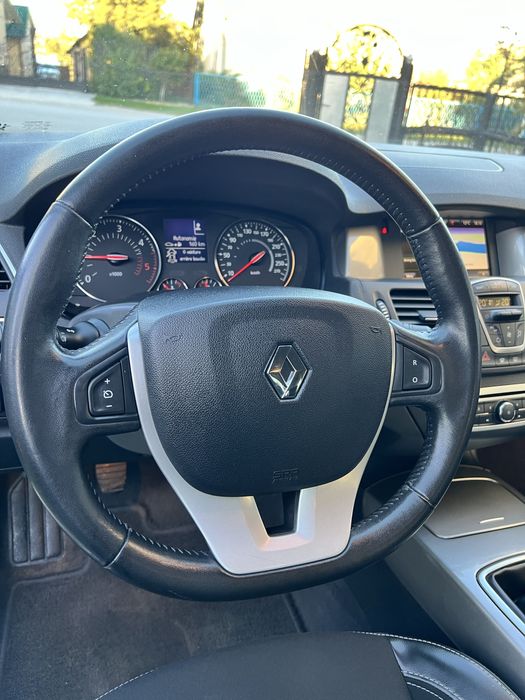 Рено Лагуна 3! 2.0 дизель 2015 рік!