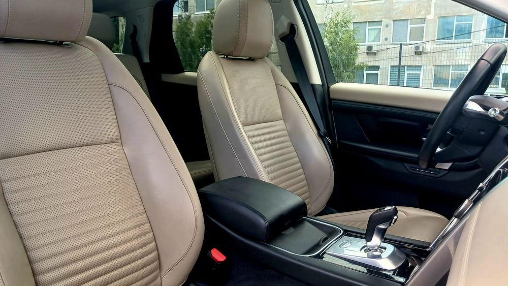 Land Rover Discovery Sport 2.0 Turbo 240 к.с. 2019 (майже 2020) США Ідеал