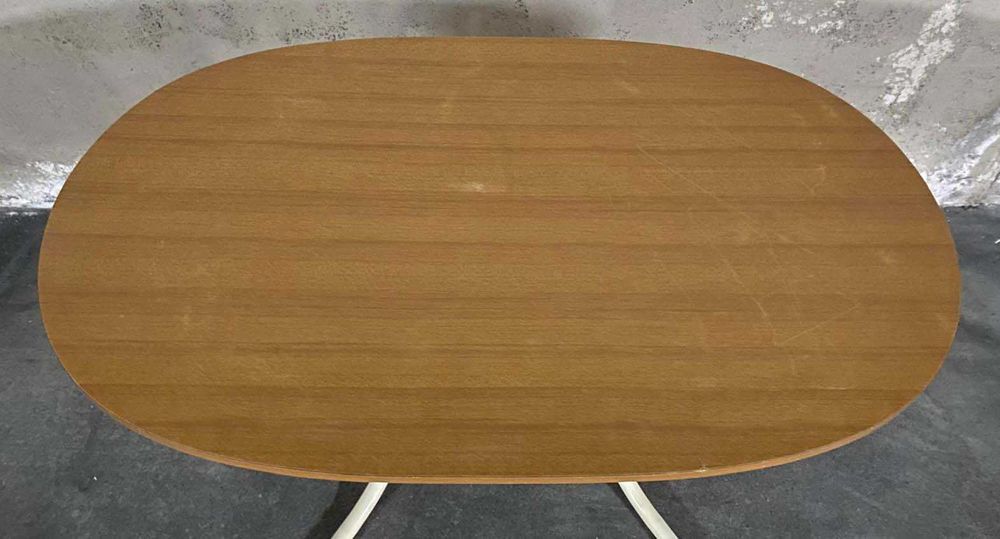 Mesa Oval de Cozinha com 2 Cadeiras