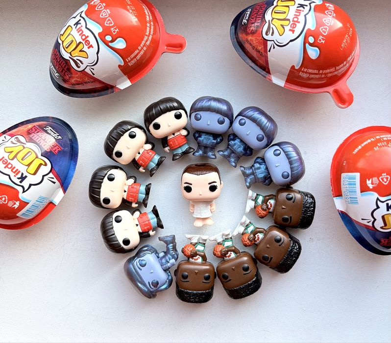 Kinder joy stranger things дивні дива фігурки