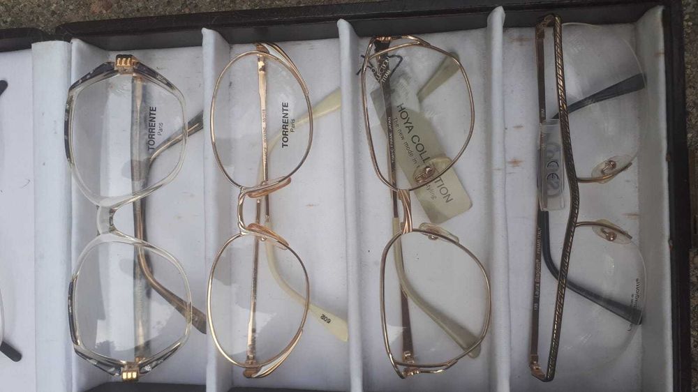 Óculos (Armações de várias marcas)