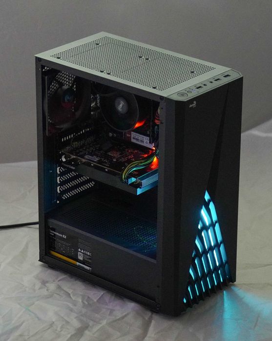 Komputer Mocarz R Ryzen 5/16GB/SSD500GB/RadeonRX76008GB do CS2FORTNITE