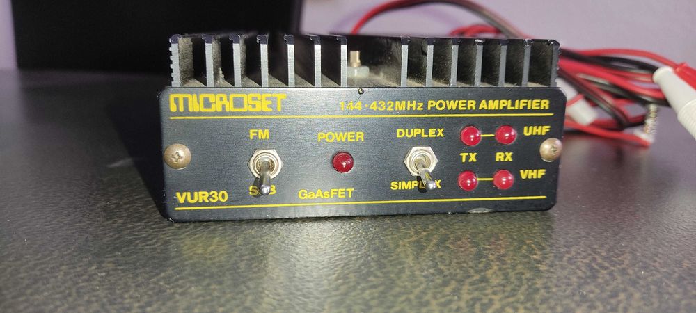 Amplificador linear VHF/UHF