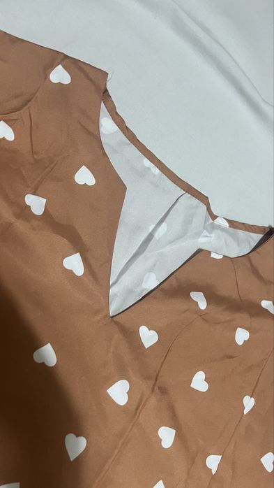 Blusa de coracoes