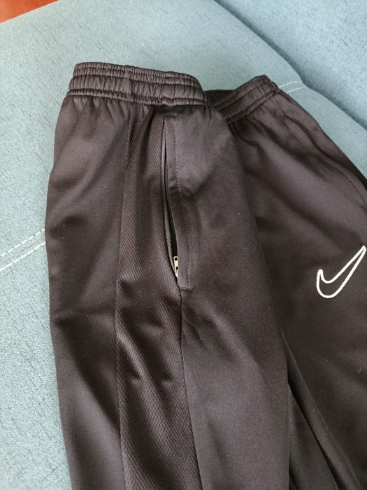 Spodnie chłopięce Nike