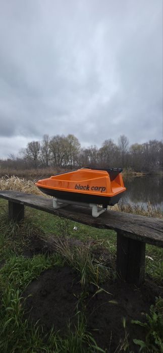 Кораблик для рибалки з GPS.