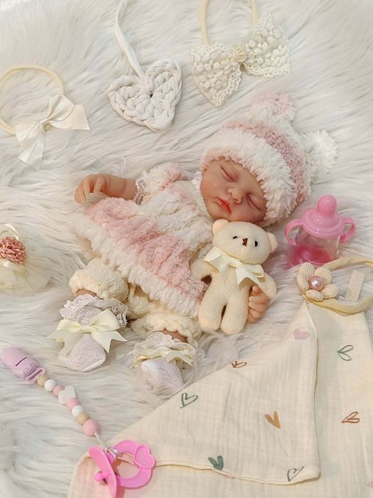 Lalka w typie reborn cała silikonowa z wyprawką prezent lala 30-33cm