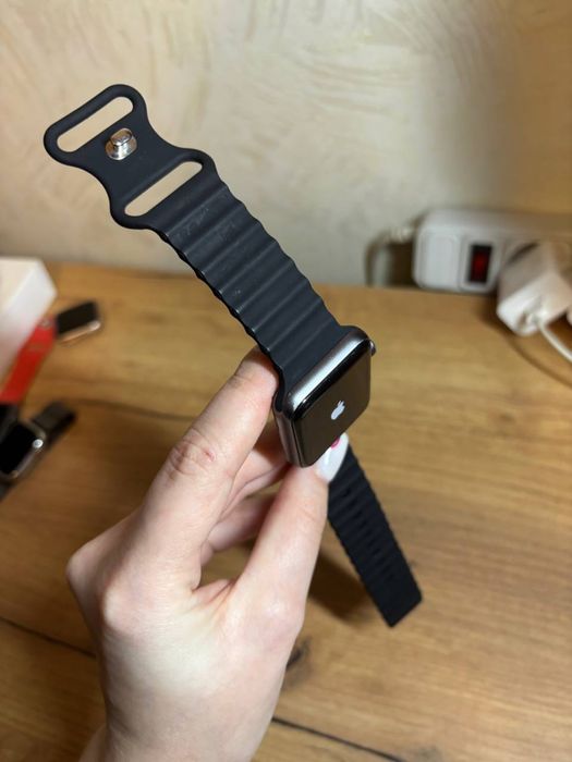 Apple watch Watch 3 42 mm  акб 82%