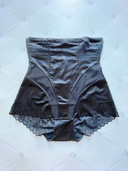 Утягуючі високі труси коректуюча білизна роздріб опт дроп