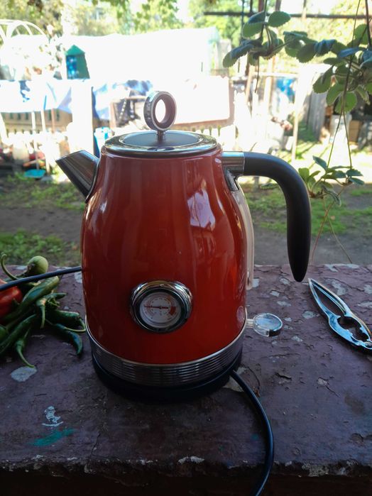 Czajnik elektryczny Zilan Retro 2200W CZERWONY