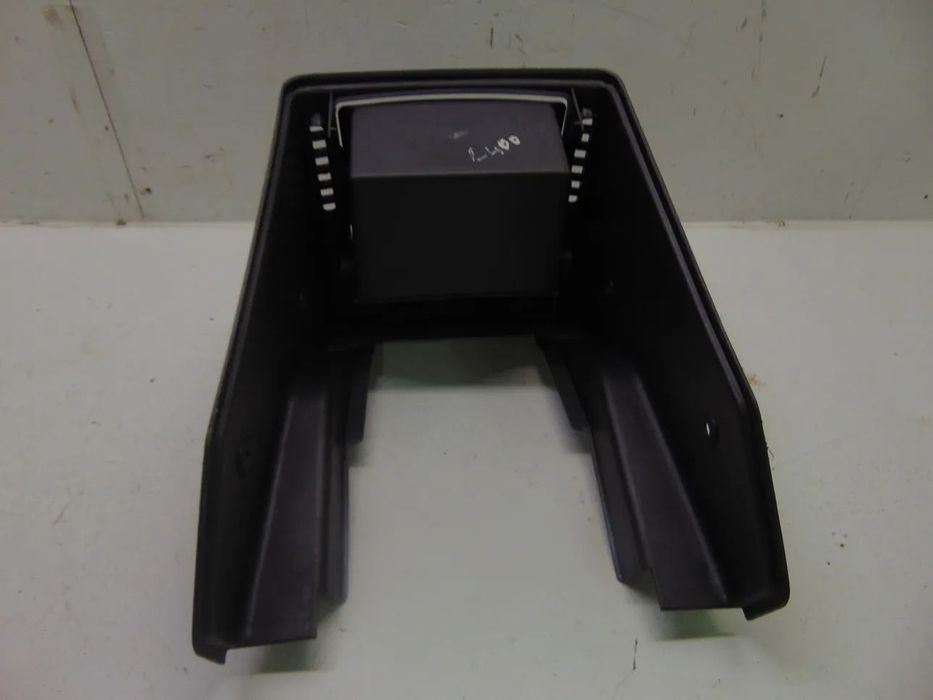 Mitsubishi space gear/L400 consola chão