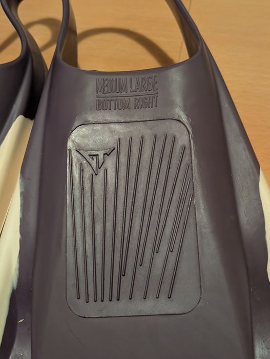 Pés de Pato/ Fins GT Round Blade - Tamanho ML