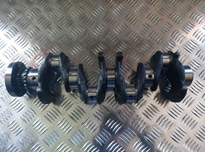 Wał korbowy BMW, MINI, Toyota Verso 1.6 Diesel N47C16