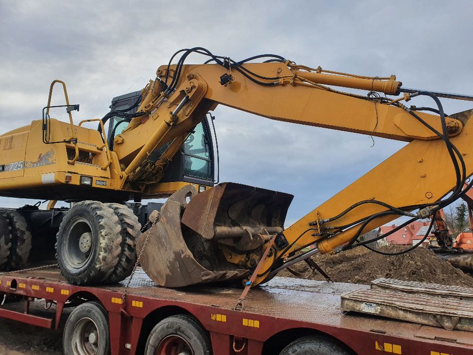 koparka furukawa ls 725 silnik cummins 3.9 pompa linde łożyskoobrotu