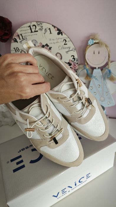 Buty beżowe kremowe adidasy buty sportowe sneakersy 42