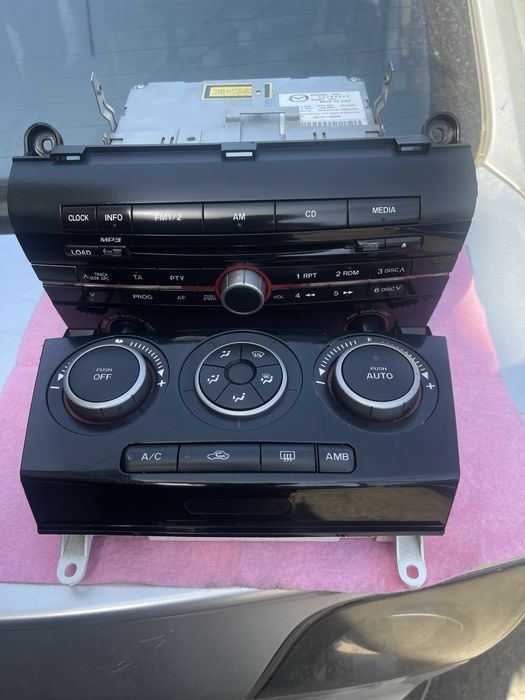 Климат piano black Mazda 3 bk РАЗБОРКА