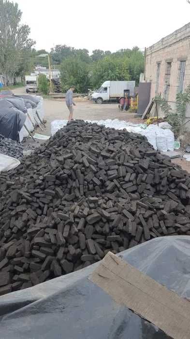 Торфобрикет недорого в Одессе доставка самовывоз в мешках