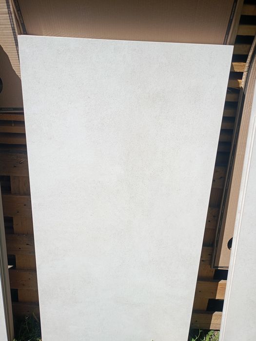 Płytki ceramiczne gresowe mrozoodporne rektyfikowane