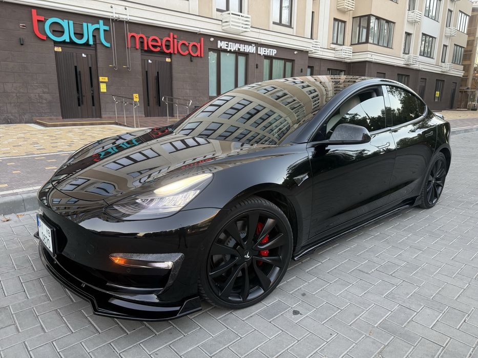 Tesla Model 3 Perfomance 82 kWh