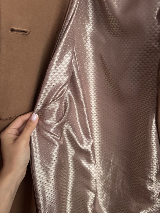 Продається жіноче  кашемірове пальто демісезон