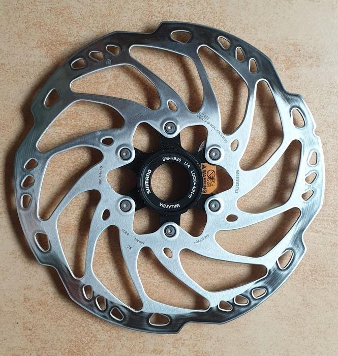 TARCZA HAMULCOWA SHIMANO SM-RT70 203mm CenterLock ICE TECHNOLOGIES + Nakrętka  Lock Ring !!!