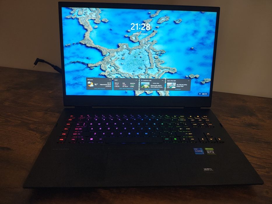 Laptop gamingowy Hp Omen 17 RTX4070 i7 13700hx 16GB ddr5 165Hz