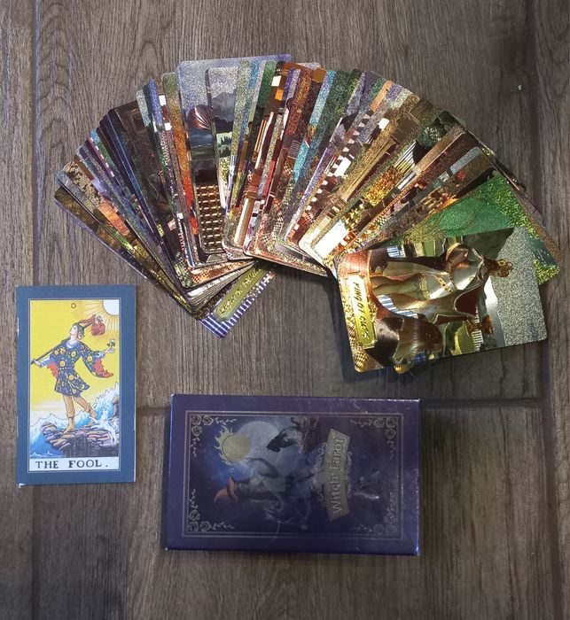 Карти Таро продам
